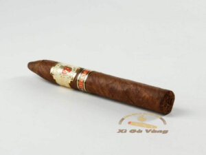 danh-gia-huong-vi-cua-Bossner-Maduro-Rolando-Torpedo-10 Điếu xì gà mang đến hương vị tinh tế những cùng không kém phần kích thích